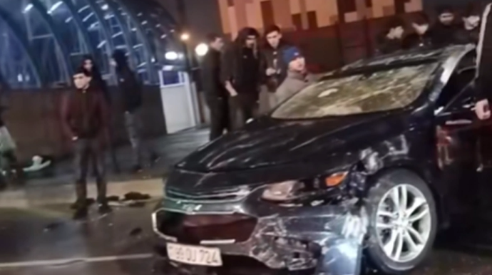 Возле станции метро "8 Ноября" произошла цепная авария: есть пострадавшие - ВИДЕО - ОБНОВЛЕННЫЙ