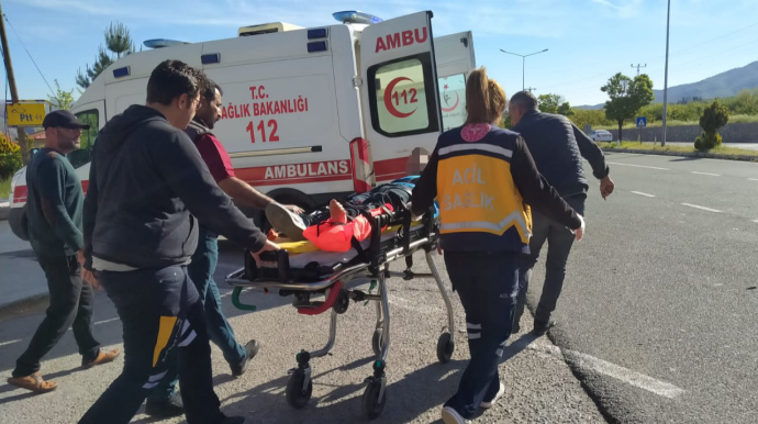 Maşın iti vurdu, piyadanın qıçı sındı  - FOTO