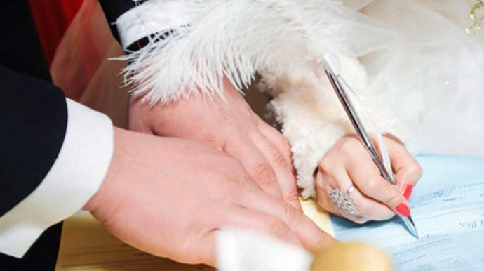 Övladını yaxın qohumla evləndirmək üçün valideynlikdən imtina etməyi düşünənlər var - VİDEO