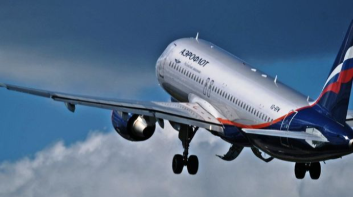 İrəvana uçan iki təyyarə yarı yolda qaldı