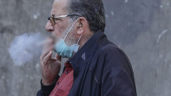 Açıq havada siqaret çəkənlər də cərimələnəcək - RƏSMİ