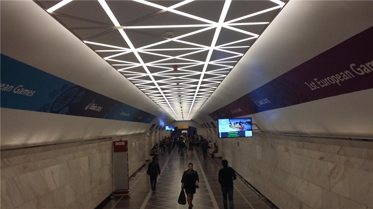 Bakı-2015 metronun görkəmini dəyişdi - FOTO