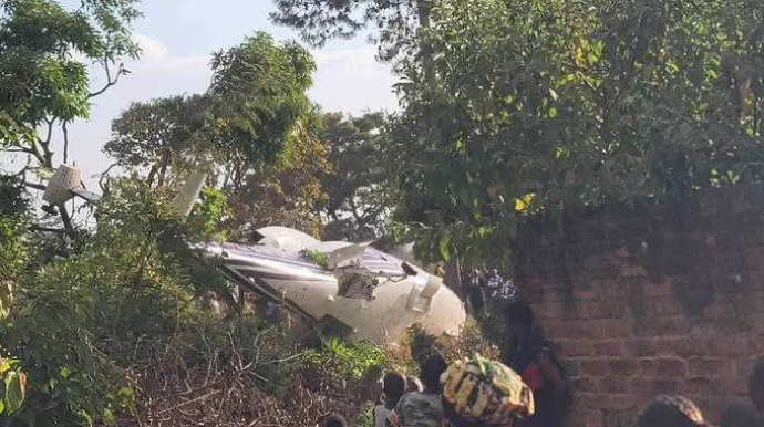 Vitse-prezidentin olduğu helikopter qəzaya uğradı - Bu ölkədə 