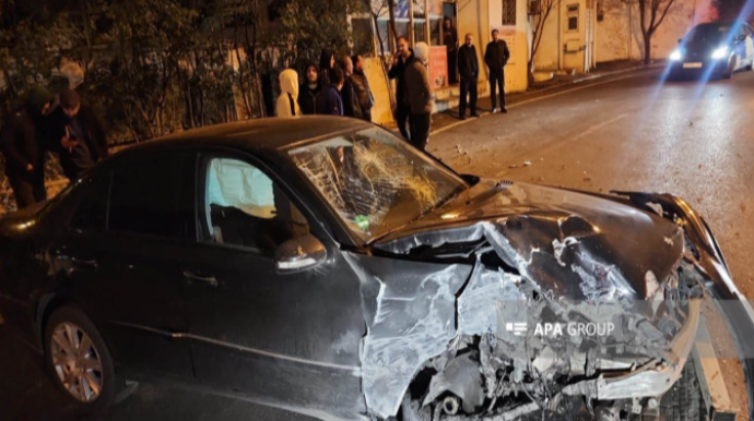 Bakıda “Mercedes” divar çırpıldı - FOTO 