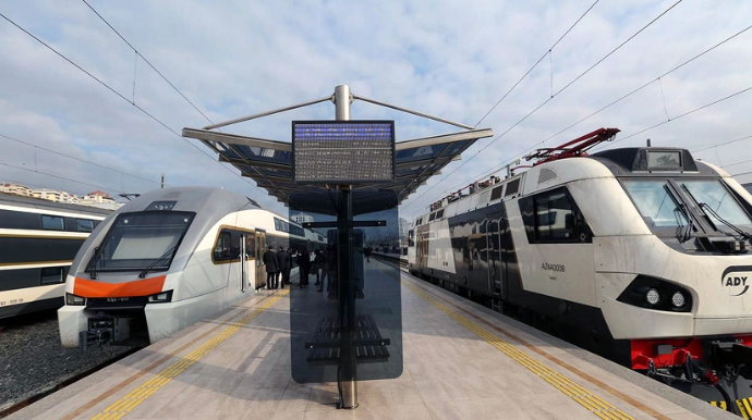 ADY sərnişindaşımanı 20 faizə yaxın artırıb