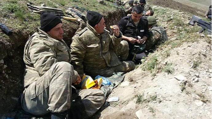 Xanımı Polad Həşimovun həmin fotosunu paylaşdı... 