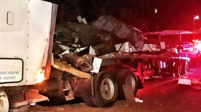 ABŞ-da yük maşını qəzaya uğrayıb - 1 milyon...