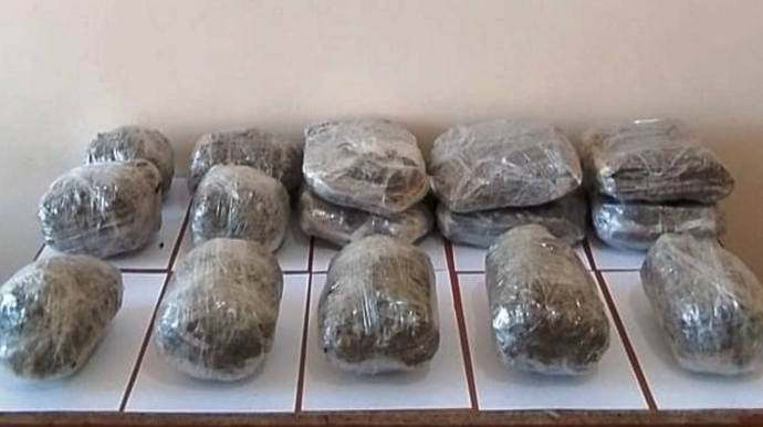 İrandan Azərbaycana narkotik keçirmək istədilər - FOTOLAR