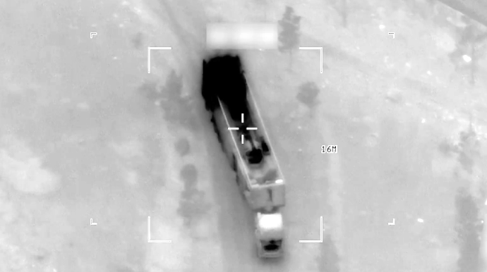 Ermənistana gedən konteyner daşıyan yük maşını İranda atəşə tutulub 