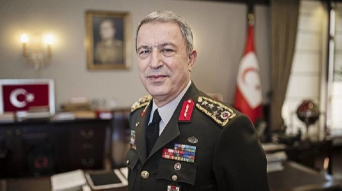 Hulusi Akardan Azərbaycana qələbə təbriki