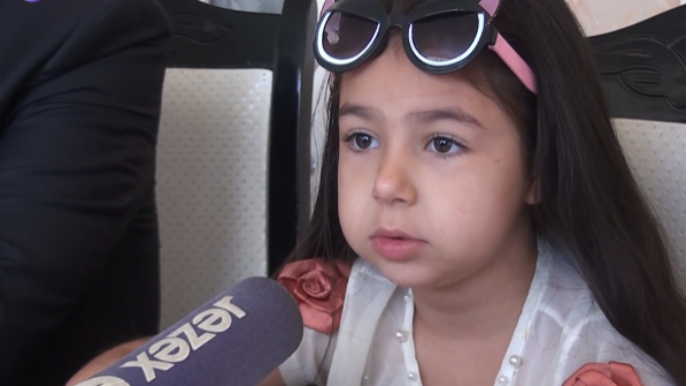 Altı yaşlı Aynurdan nümunəvi addım   - VİDEO