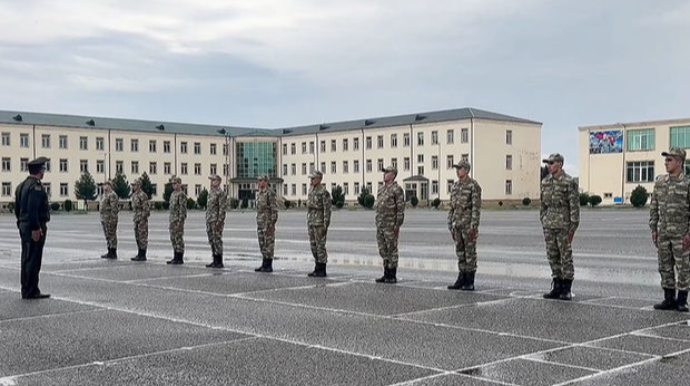 Azərbaycan Ordusunda çağırışçıların qəbulu prosesi davam edir  - FOTO