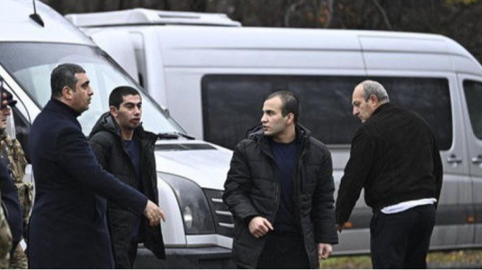 Azərbaycan və Ermənistan tərəfində saxlanılan əsirlər azad edildilər   - FOTO - VİDEO