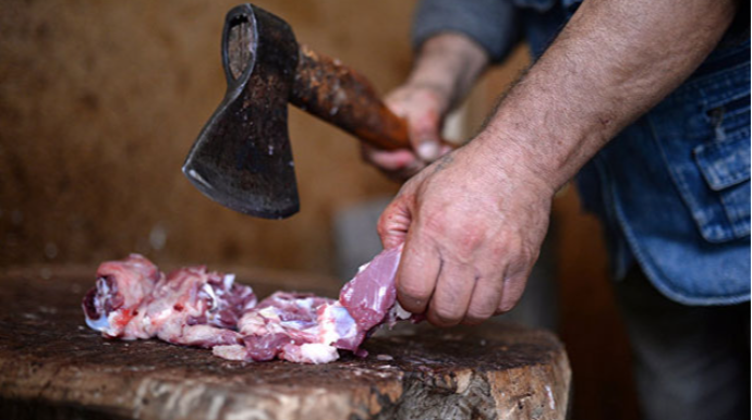 Türkiyəli qəssab cinayət törədib Bakıya qaçdı: Bir il sonra sərhəddə saxlanıldı