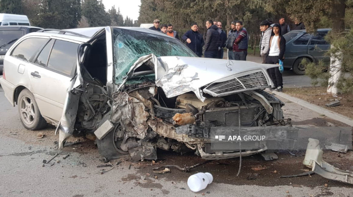 Ucarda zəncirvari qəza: 3 yaralı   - FOTO