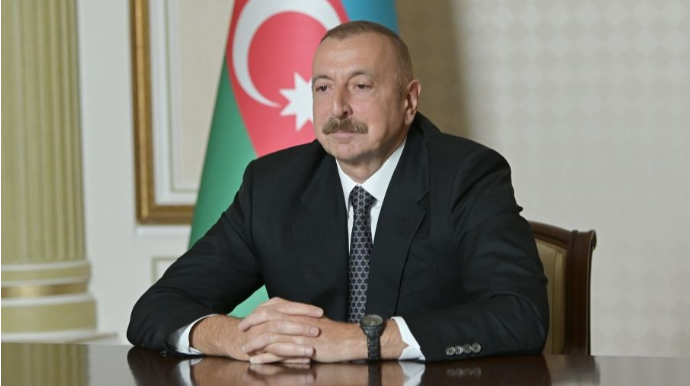 Prezident başda olmaqla bütün dövlət məmurları xalqın xidmətçiləridir