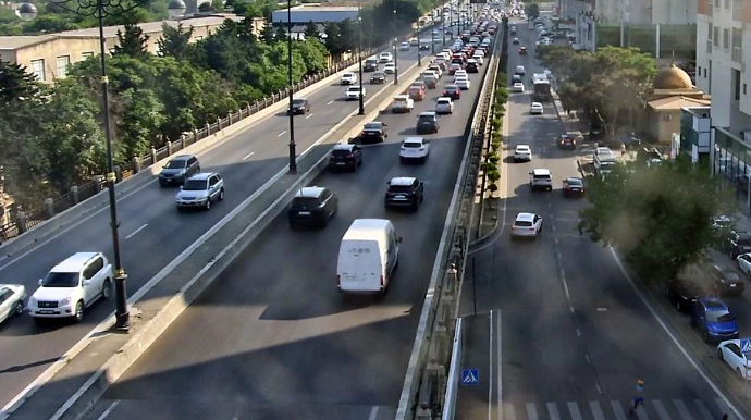 Bakının bu yollarında sıxlıq var - SİYAHI