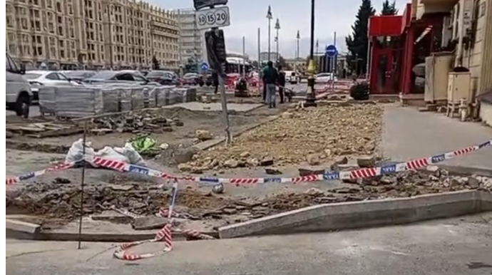 Bu küçədə təmir işləri piyadalara maneə yaradır – VƏTƏNDAŞ ŞİKAYƏTİ - VİDEO 