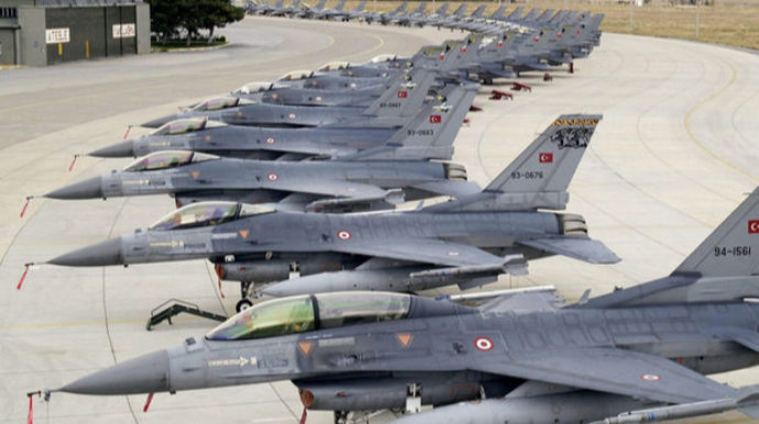 Türkiyə ABŞ-dan “F-16” qırıcılarının satışının sürətləndirilməsini tələb edib 
