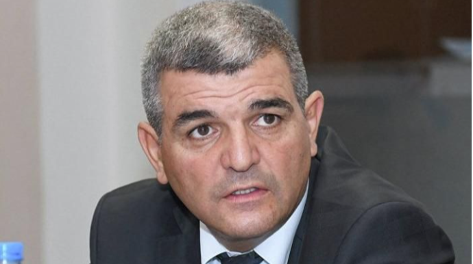 Müəllim kasıbdırsa, nəqliyyat işləmirsə, nə etməlidir?" - Millət vəkili 