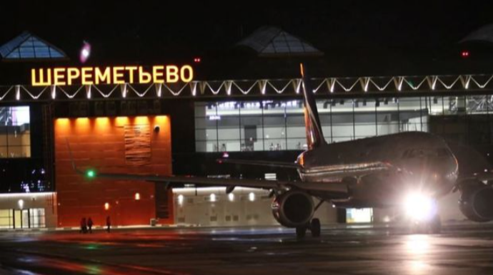 Moskva hava limanını su basdı - VİDEO