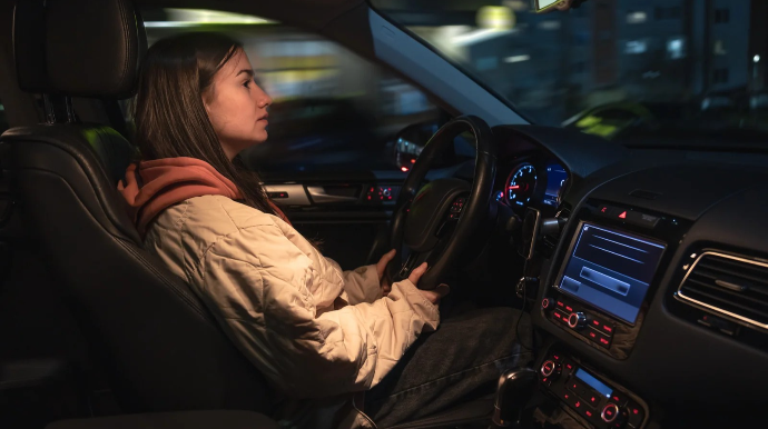 Gecə təhlükəsiz sürüşün qaydaları BUNLARDIR 