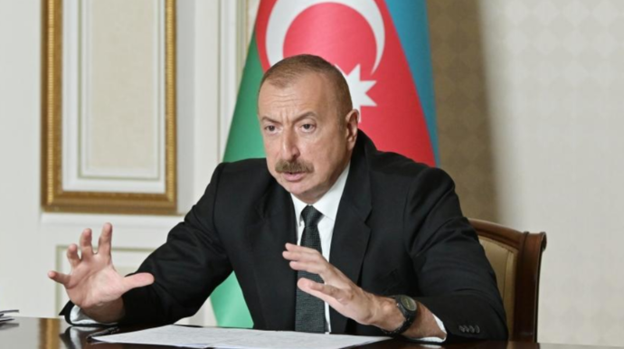 İlham Əliyev: “Bu peşələr üzrə mütəxəssislərin hazırlanmasına ehtiyac yoxdur”