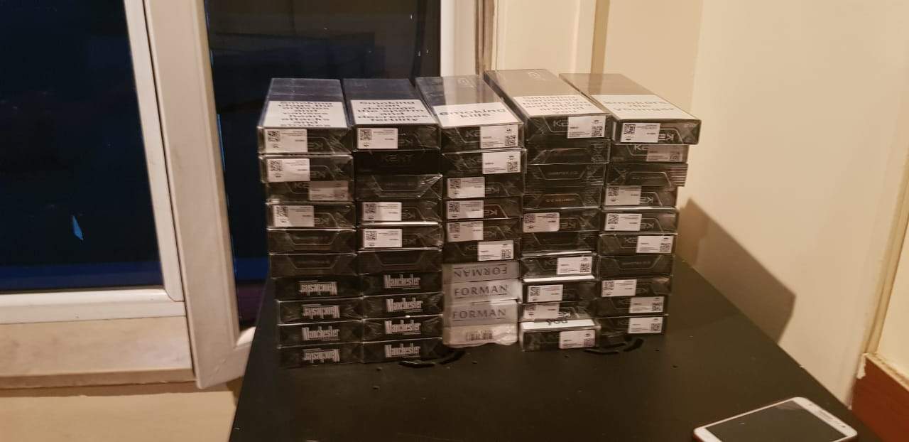 Avtobusdan 10 min ədəd siqaret aşkar edildi - FOTO