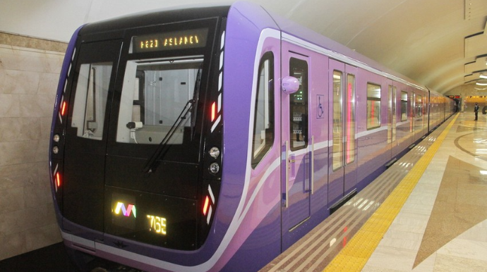 Bakı metrosunda yeni qatarların sayı 22-yə çatdırılıb  - FOTO