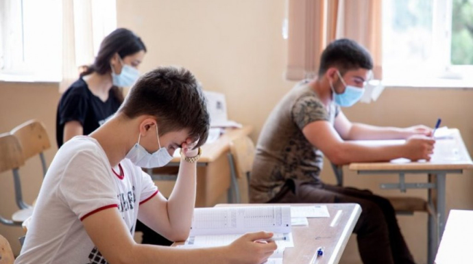 Bu gün 21 mindən çox şagird imtahan verəcək 