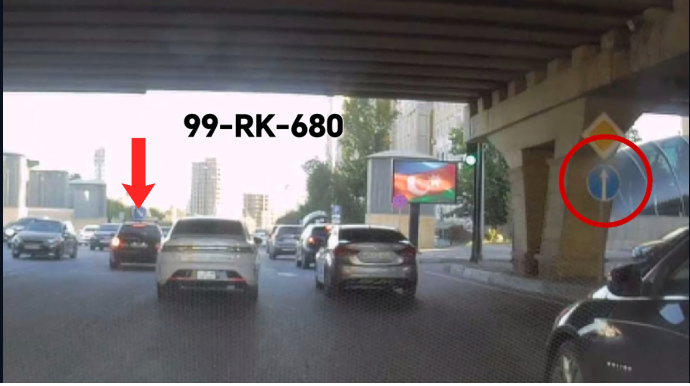 Özünü əziyyətə salmaq istəməyən sürücü nişanın tələbini pozdu - VİDEO