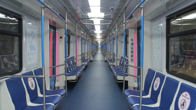 В бакинском метро на линию запустили новые поезда  - ФОТО