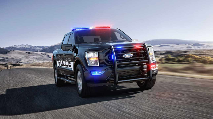 Американский пикап Ford F-150 нового поколения стал самым быстрым полицейским автомобилем в США