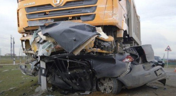 “VАZ” “Shacman”la toqquşdu: 2 ölü