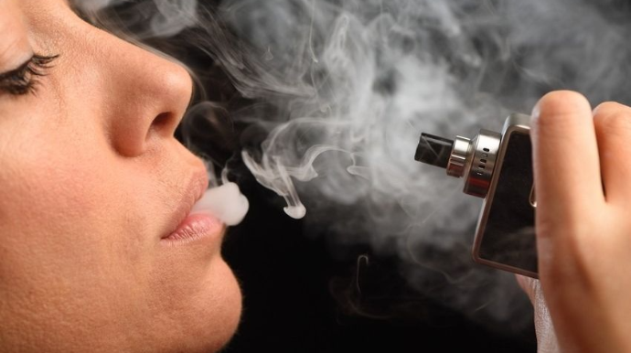 Elektron siqaretlər qadağan edilir - Milli Məclis yeni qanuna "hə" dedi