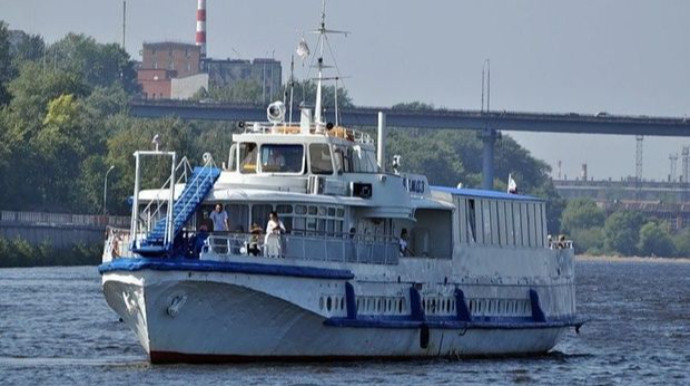 Göyərtəsində 30-a yaxın sərnişini olan gəmi Volqada batdı 