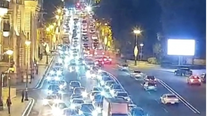 Paytaxtın 19 küçəsində tıxac var - SİYAHI 