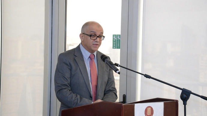 Koronavirusa yoluxmuş deputat: "Özümü qorumağa çalışırdım" 