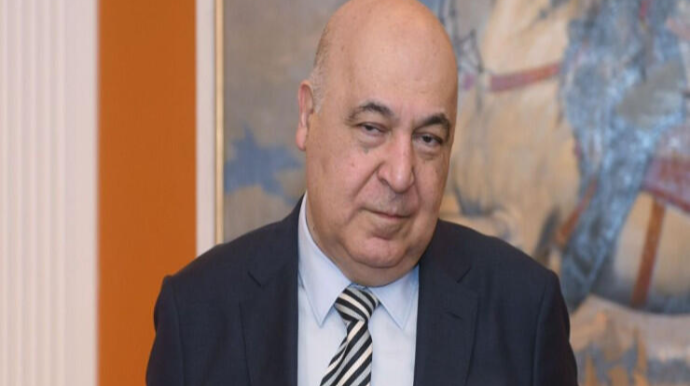 Çingiz Abdullayev: "Ölkədən həmişəlik getmək vaxtıdır" 