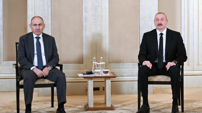 İlham Əliyevlə Paşinyanın görüşü bitdi - FOTO - VİDEO - YENİLƏNİB