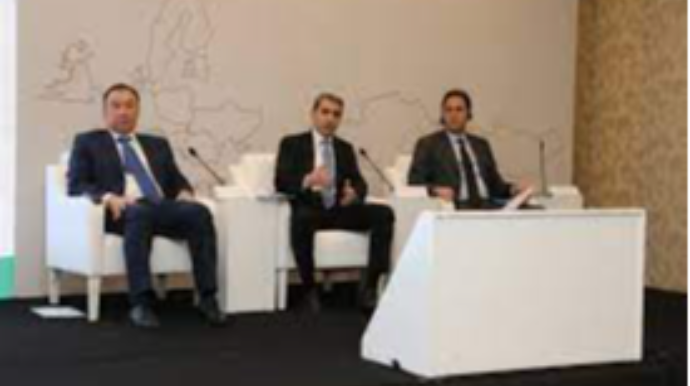 ADY sədri Trans-Xəzər Beynəlxalq Nəqliyyat Marşrutu ilə bağlı dəyirmi masada iştirak edib  - FOTO