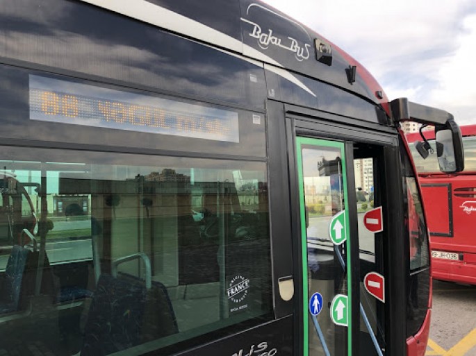 Bakıdakı avtobuslarda arakəsmələr quraşdırılacaq