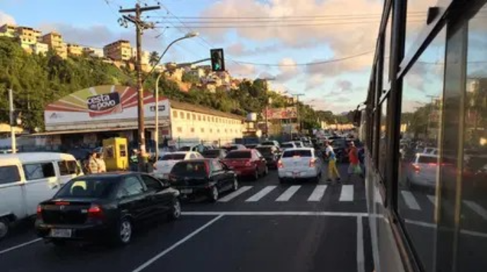 Ara məsafəsi ilə bağlı yeni nişan quraşdırldı - Etirazlar baş qaldırdı - FOTO 