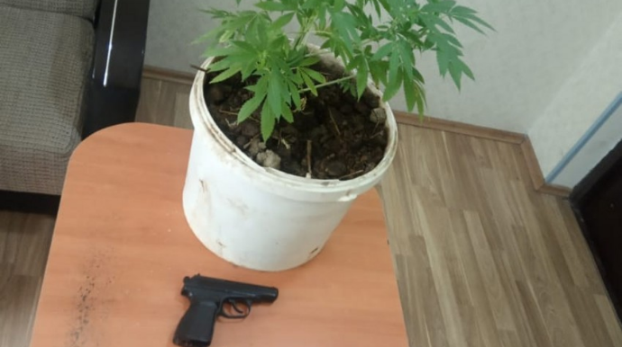 Şabran sakinindən silah tapılıb  - FOTO