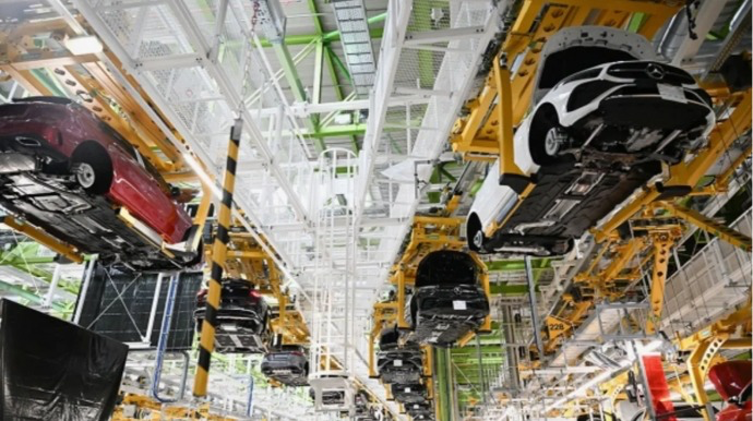 Siyasətçi Çin avtomobillərini xərçəng xəstəliyi ilə müqayisə etdi 