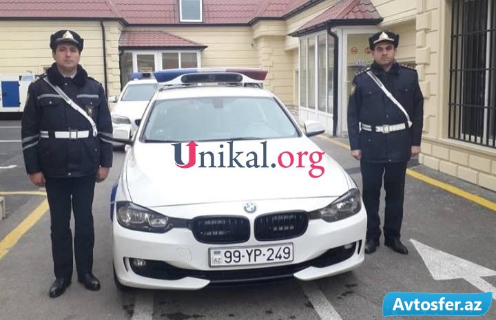 Yol polisindən qeyri-adi jest - Ağlayan uşağa hədiyyə verdi - FOTO