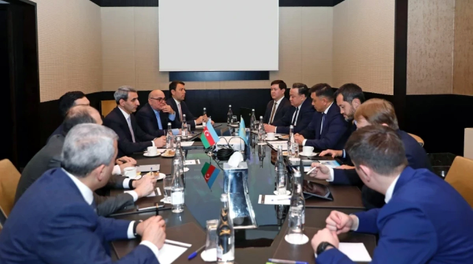 Азербайджан и Казахстан расширяют сотрудничество в сфере ж/д транспорта - ФОТО