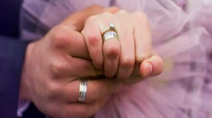 Erkən evliliyə görə nəzərdə tutulan cəzalar - Vəkil açıqladı 