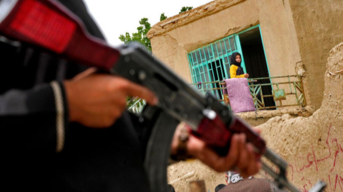 Əfqanıstanda qızlara daha bir QADAĞA 