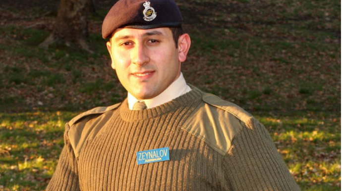 Böyük Britaniya Azərbaycan ordusunun zabitini təltif etdi  - FOTO